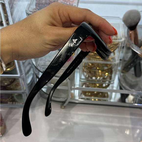 RAY-BAN POLARIZED SUNGLASSES 🕶️ - Picture 7 of 8